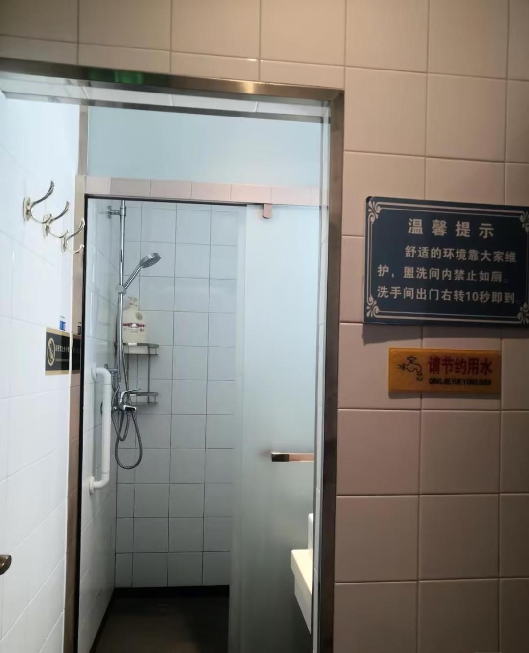 Xi'An Xianyang International Airport Space Capsule Hotel 外观 照片